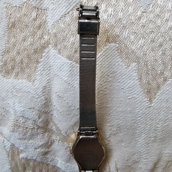 Seiko Quartz Dainty Black and Gold tone Watch - Picture 10 of 16